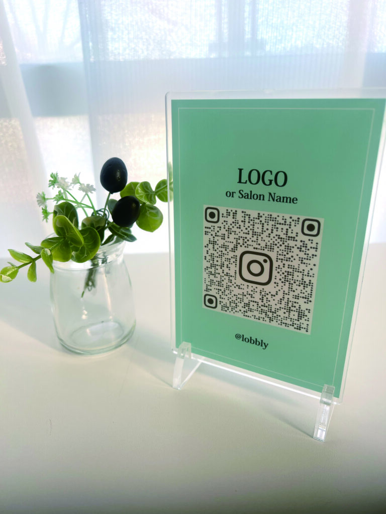 お店のQRアクリルスタンド5